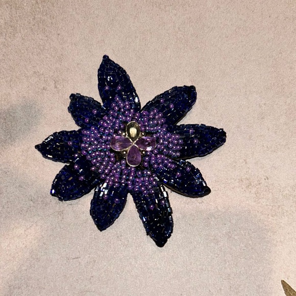 Elegant Purple Beaded Flower Brooch - Picture 2 of 12